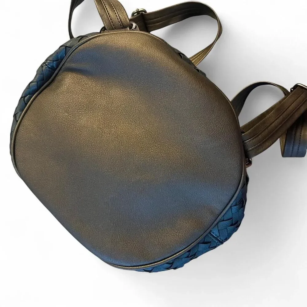 2005 Deux Lux  Black and blue faux leather backpack